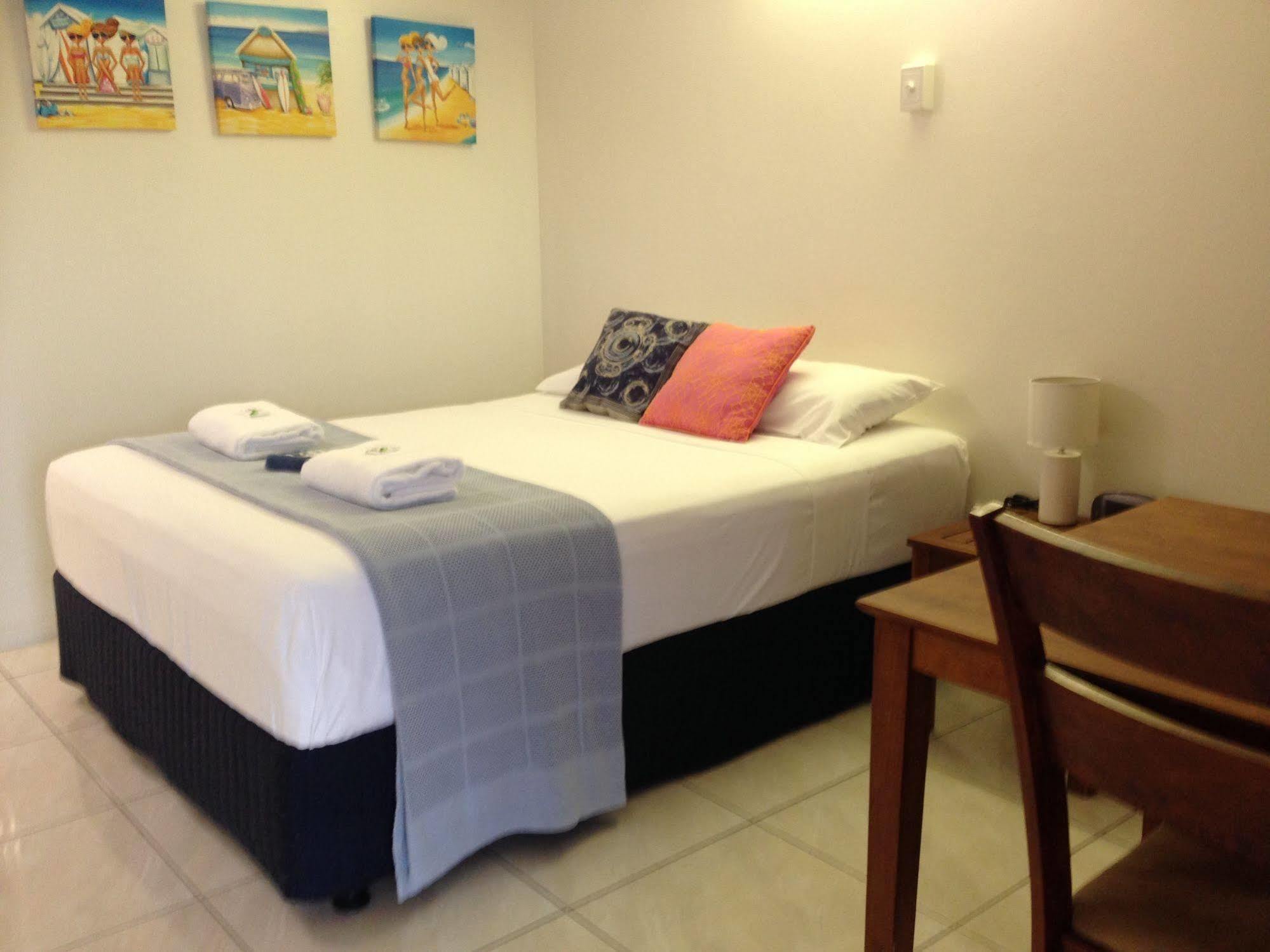 Shell Motel  Bowen Esterno foto